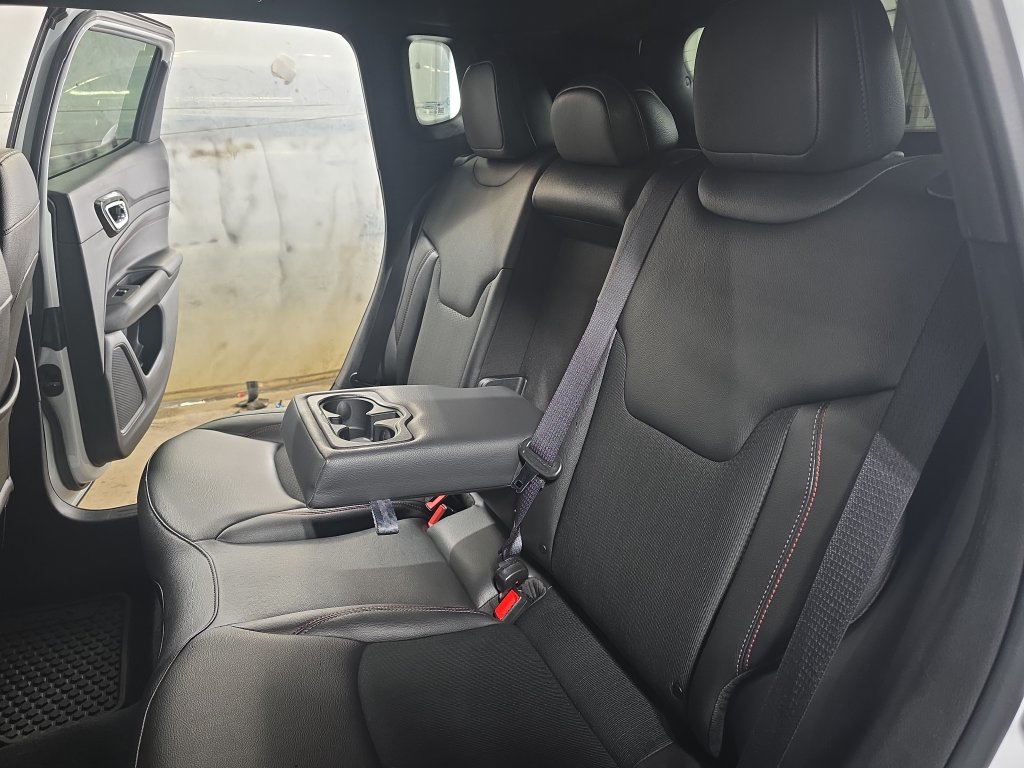 2025 Jeep Compass Trailhawk - Photo 13