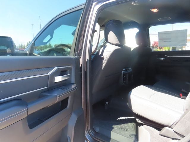 2026 RAM 3500 Big Horn - Photo 20