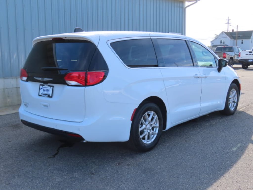 New 2027 Chrysler Pacifica LX Passenger Van