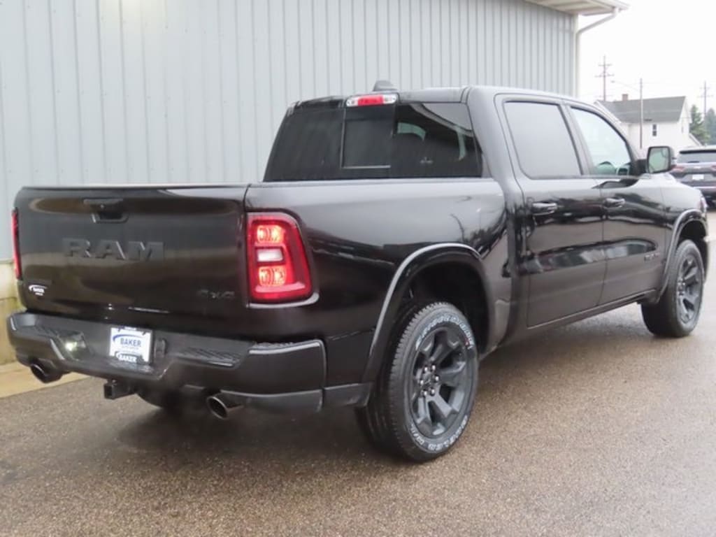 New 2026 Ram 1500 BIG HORN CREW CAB 4X4 5'7 BOX Pickup
