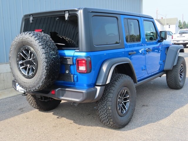 2025 Jeep Wrangler Willys photo 3