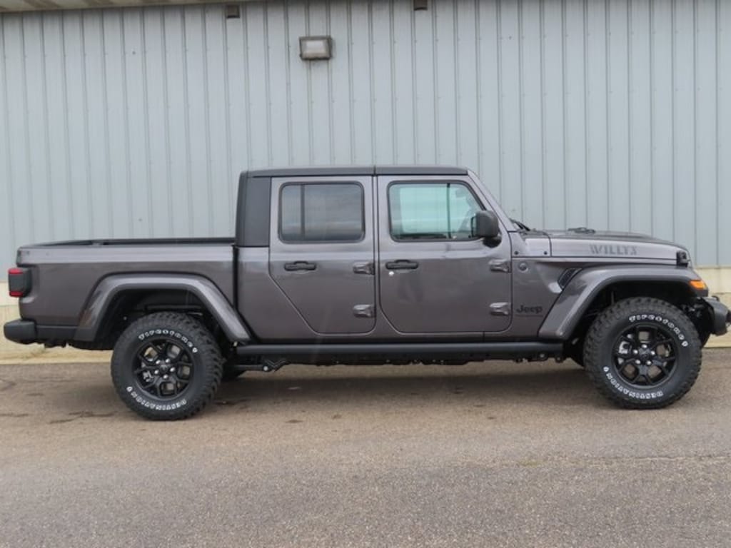 New 2026 Jeep Gladiator WILLYS 4X4 Pickup