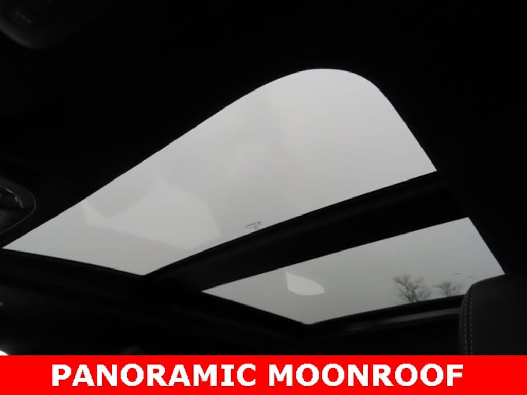 New 2026 Chrysler Pacifica LIMITED AWD Passenger Van