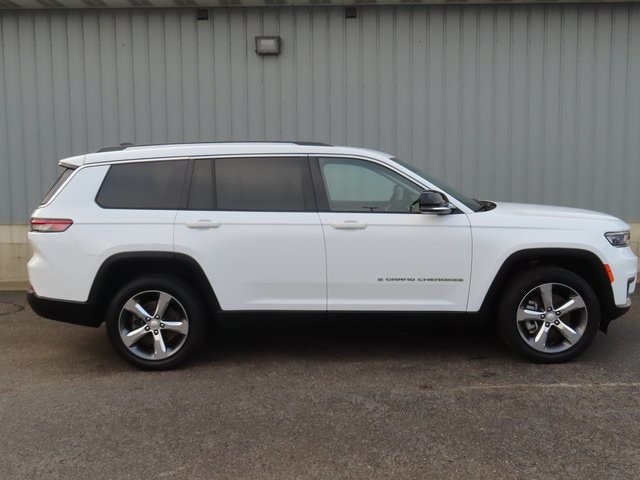 Used 2021 Jeep Grand Cherokee L Limited with VIN 1C4RJKBG2M8203487 for sale in Cadillac, MI