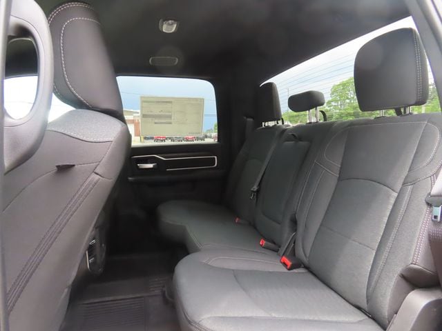 2026 RAM 3500 Big Horn - Photo 23