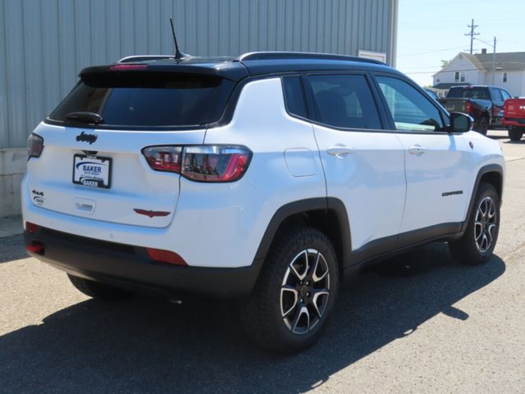 New 2026 Jeep Compass TRAILHAWK 4X4 Sport Utility