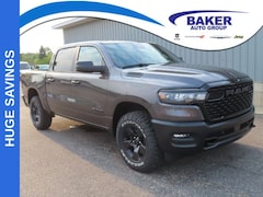 2026 Ram 1500 WARLOCK CREW CAB 4X4 5'7 BOX Pickup