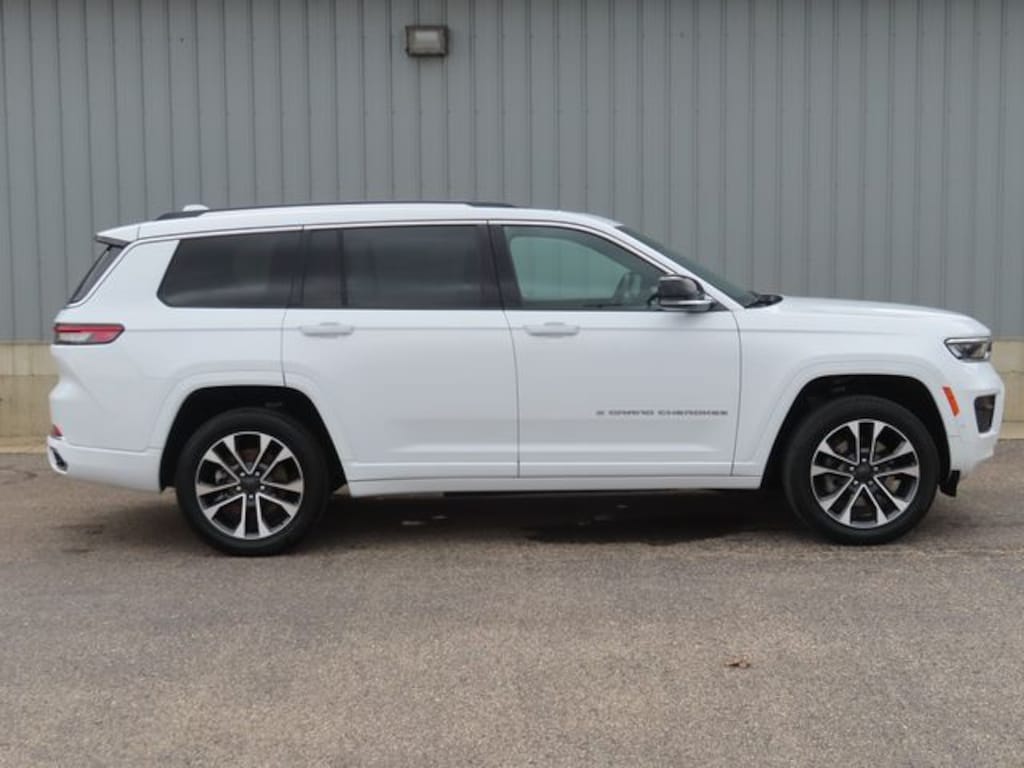 Used 2023 Jeep Grand Cherokee L Overland SUV