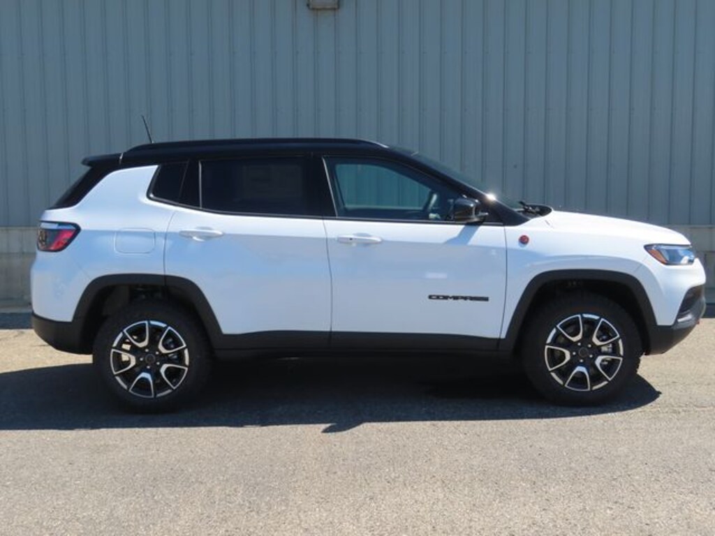 New 2026 Jeep Compass TRAILHAWK 4X4 Sport Utility