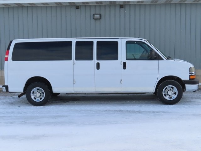 Used 2015 Chevrolet Express Passenger LS with VIN 1GAZG1FG2F1103400 for sale in Cadillac, MI