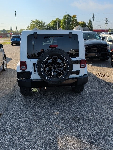 2018 Jeep Wrangler Unlimited Altitude photo 2