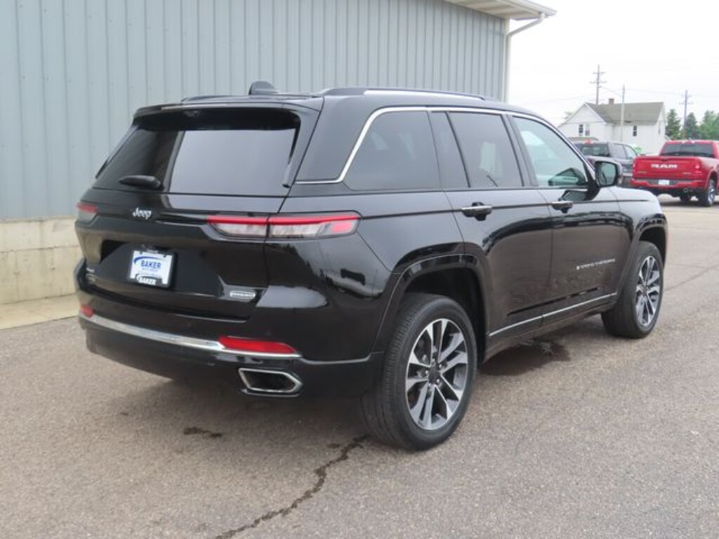 Used 2023 Jeep Grand Cherokee Overland SUV