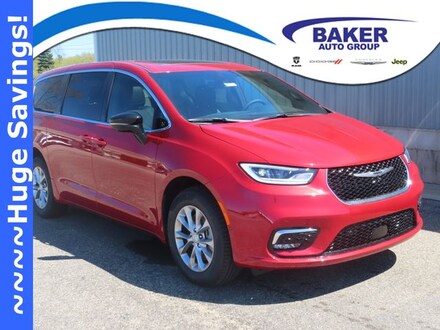 2026 Chrysler Pacifica LIMITED AWD Passenger Van