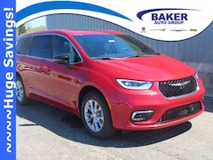 2026 Chrysler Pacifica LIMITED AWD Passenger Van