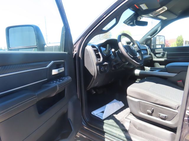 2026 RAM 3500 Big Horn - Photo 17