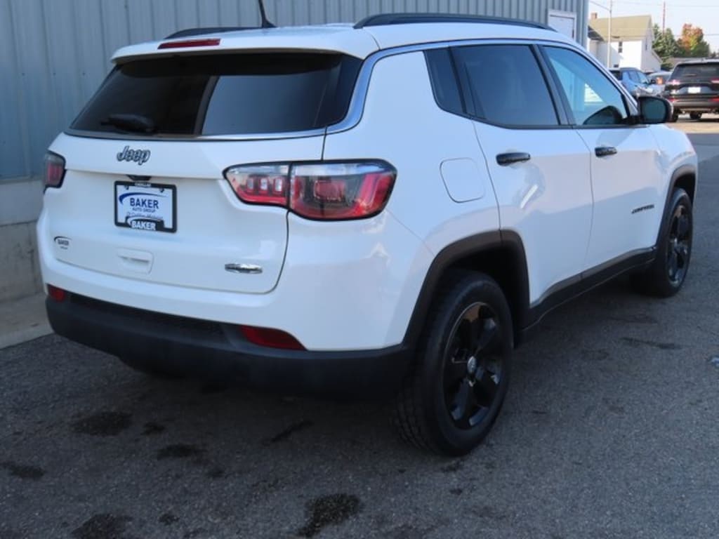 Used 2018 Jeep Compass Latitude SUV