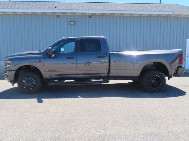 2026 RAM 3500 Big Horn - Photo 7