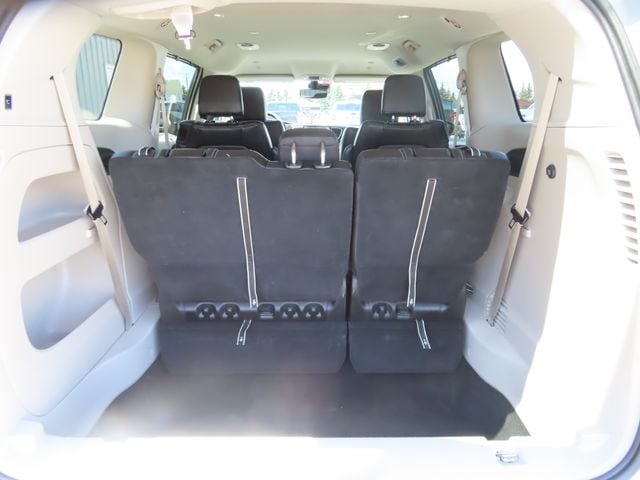 2024 Chrysler Pacifica Touring L - Photo 30