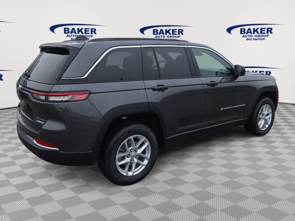 New 2026 Jeep Grand Cherokee LAREDO X 4X4 Sport Utility