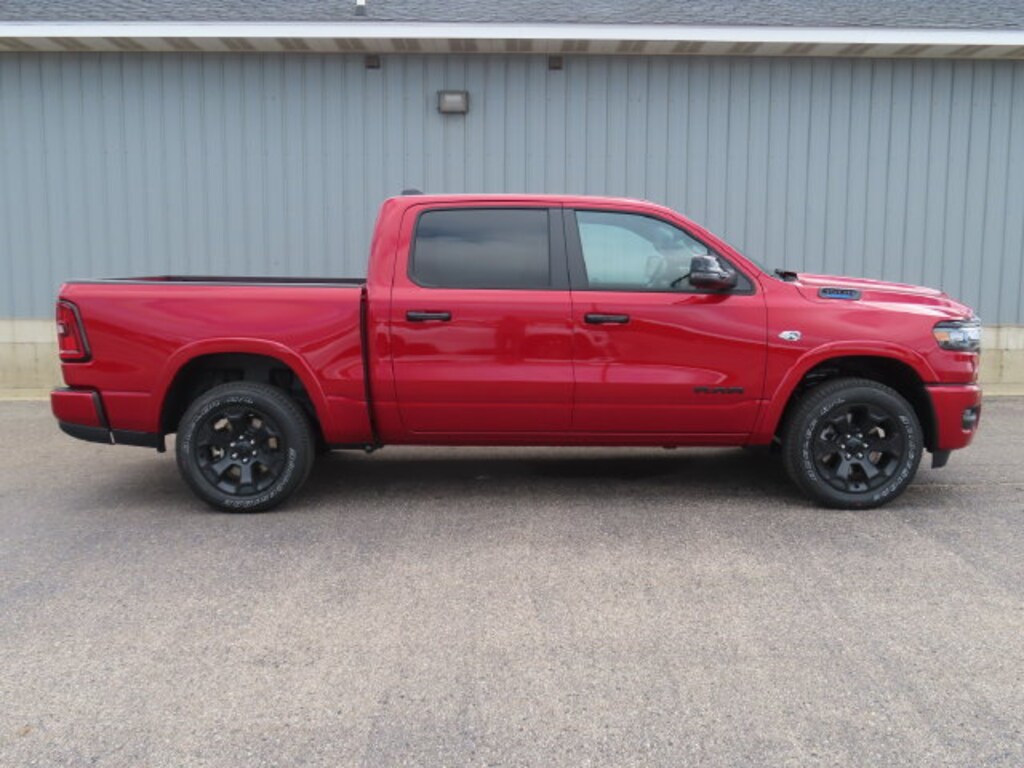 New 2026 Ram 1500 BIG HORN CREW CAB 4X4 5'7 BOX Pickup