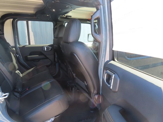 2026 Jeep Gladiator Sahara - Photo 27