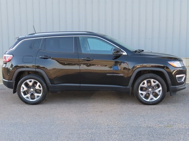 2018 Jeep Compass Limited photo 2