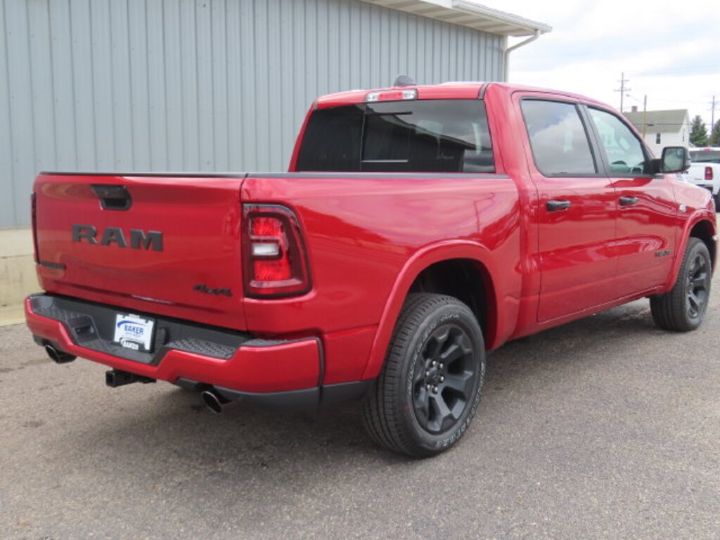 New 2026 Ram 1500 BIG HORN CREW CAB 4X4 5'7 BOX Pickup