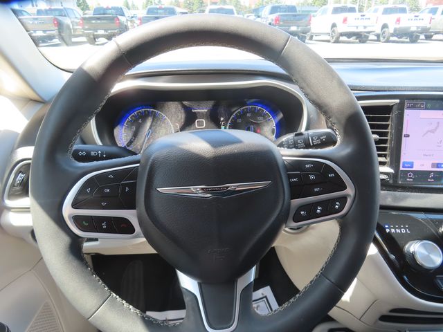 2024 Chrysler Pacifica Touring L - Photo 33