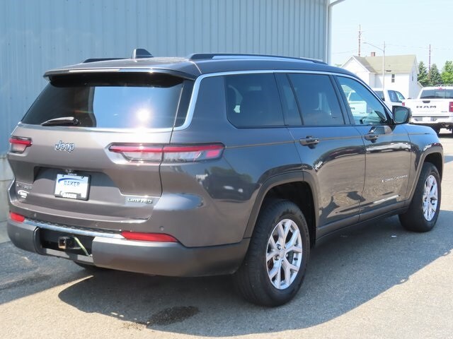 2022 Jeep Grand Cherokee Limited photo 3