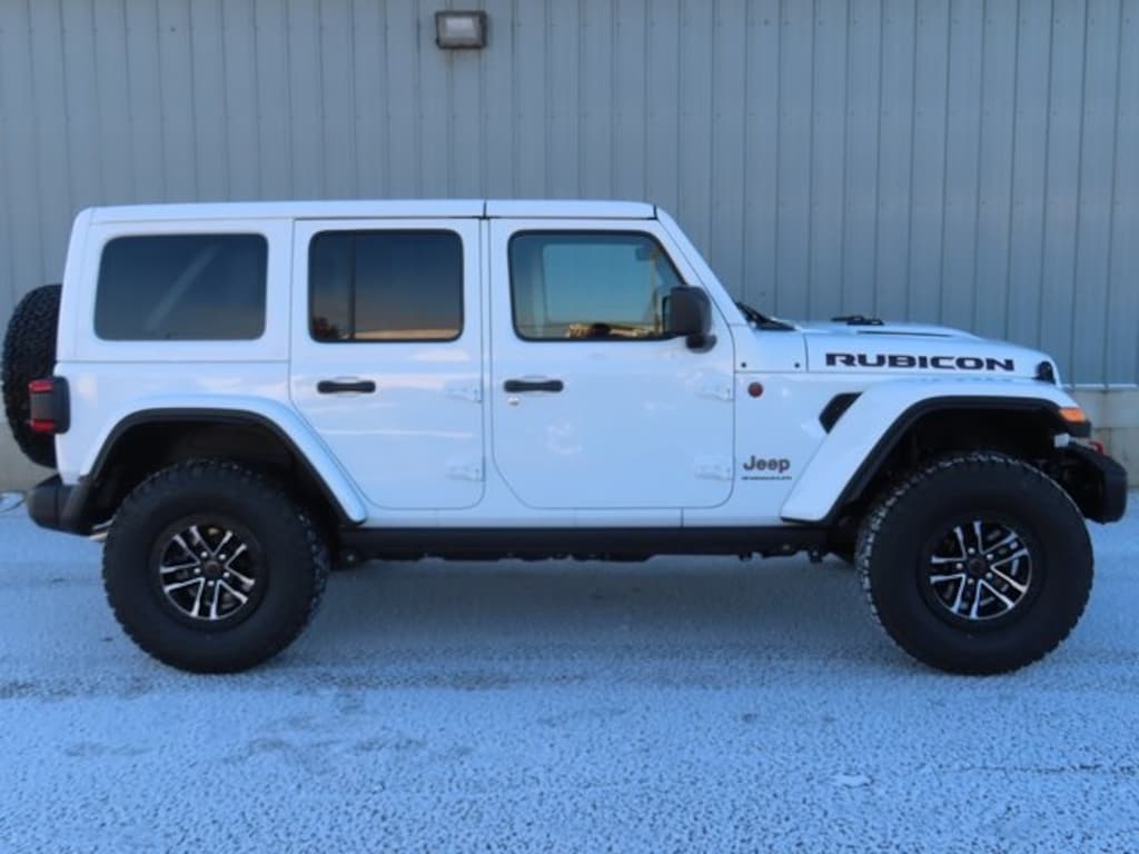New 2026 Jeep Wrangler 4-DOOR RUBICON X Sport Utility
