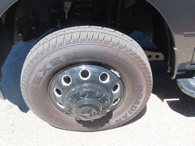 2026 RAM 3500 Big Horn - Photo 16