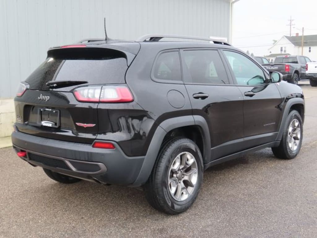 Used 2019 Jeep Cherokee Trailhawk SUV