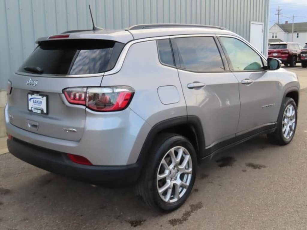 Used 2022 Jeep Compass Latitude Lux SUV