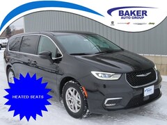 New 2023 Chrysler Pacifica Touring L Minivan/Van for sale 