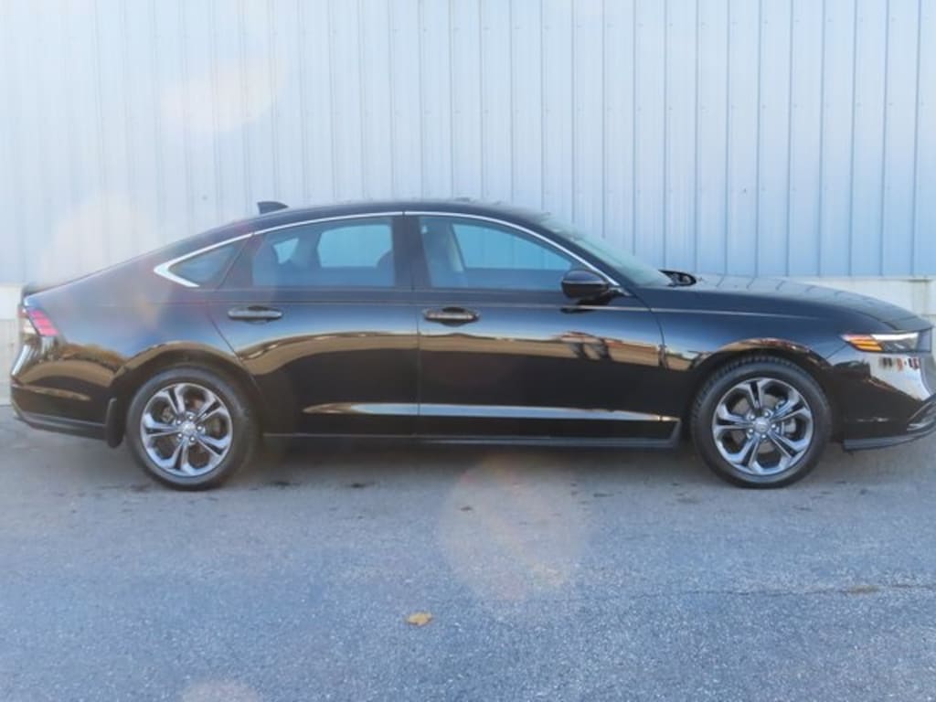 Used 2023 Honda Accord EX Sedan