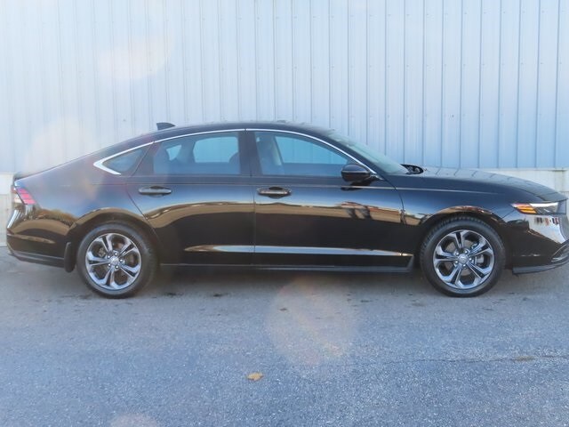 2023 Honda Accord EX photo 2
