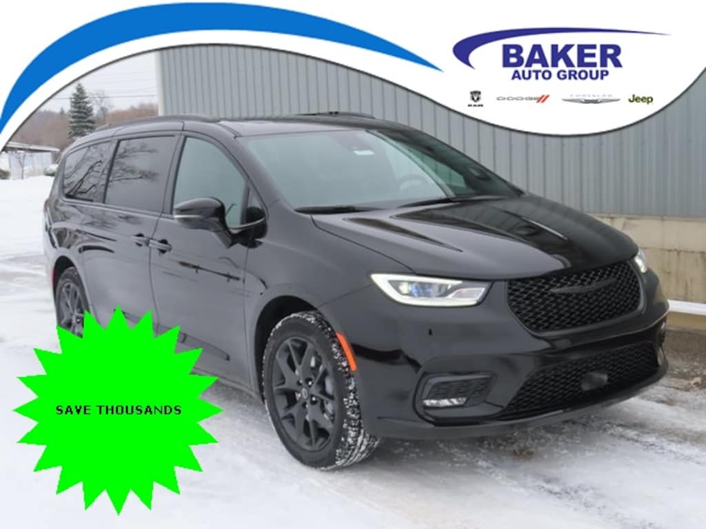 New 2026 Chrysler Pacifica LIMITED AWD Passenger Van