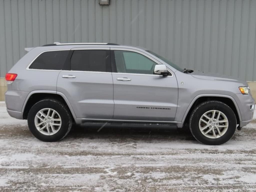 Used 2017 Jeep Grand Cherokee Overland SUV