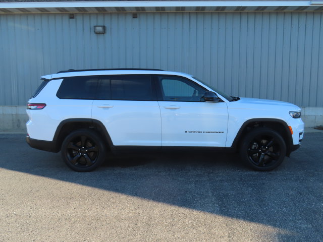 Used 2023 Jeep Grand Cherokee L Altitude SUV