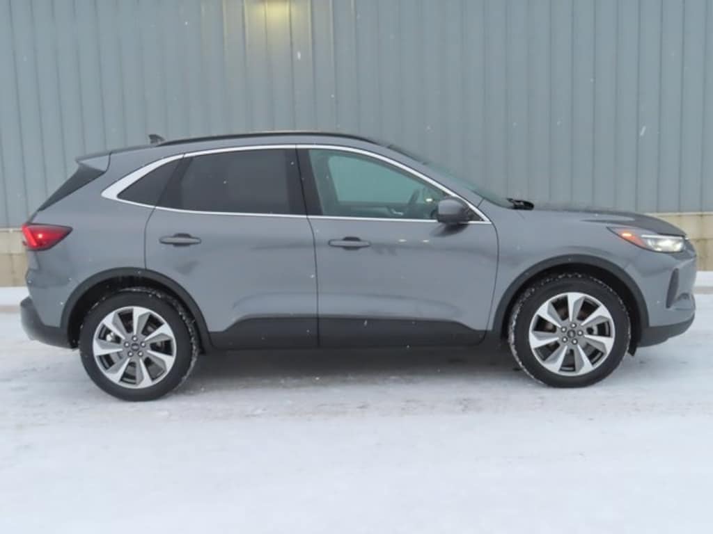 Used 2024 Ford Escape Platinum SUV