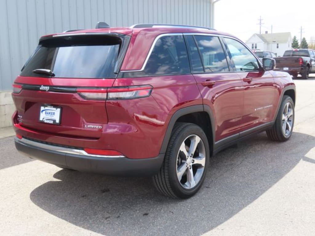 Used 2023 Jeep Grand Cherokee Limited SUV
