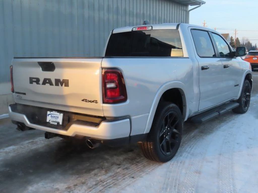 New 2026 Ram 1500 LARAMIE CREW CAB 4X4 5'7 BOX Pickup