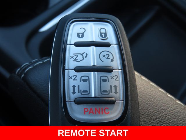 2027 Chrysler Pacifica Select - Photo 37