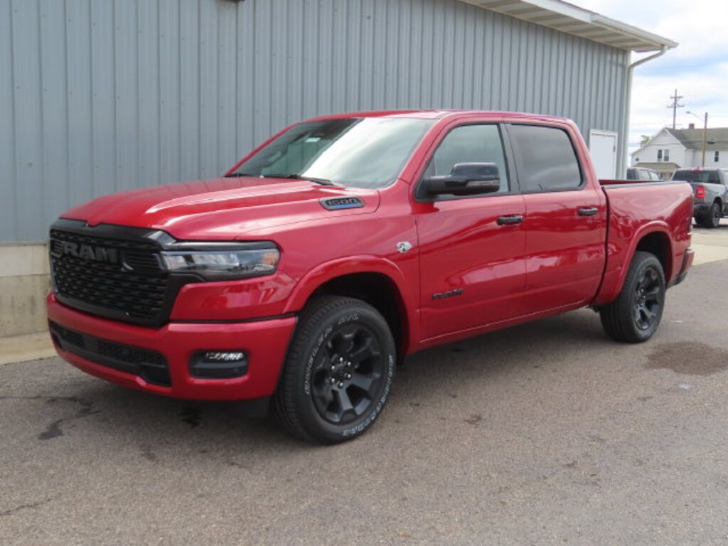 New 2026 Ram 1500 BIG HORN CREW CAB 4X4 5'7 BOX Pickup