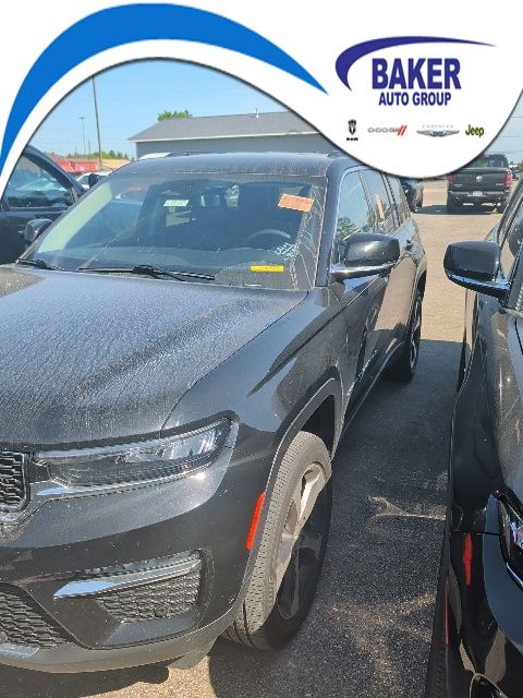 2023 Jeep Grand Cherokee Limited 4x4's photo