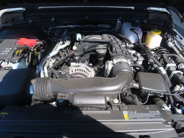 2026 Jeep Gladiator Sahara - Photo 12