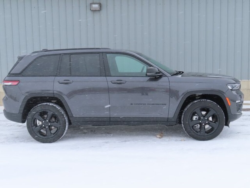 New 2025 Jeep Grand Cherokee LIMITED 4X4 Sport Utility