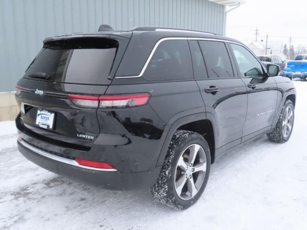 Used 2023 Jeep Grand Cherokee Limited SUV
