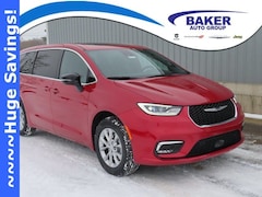 2026 Chrysler Pacifica LIMITED AWD Passenger Van