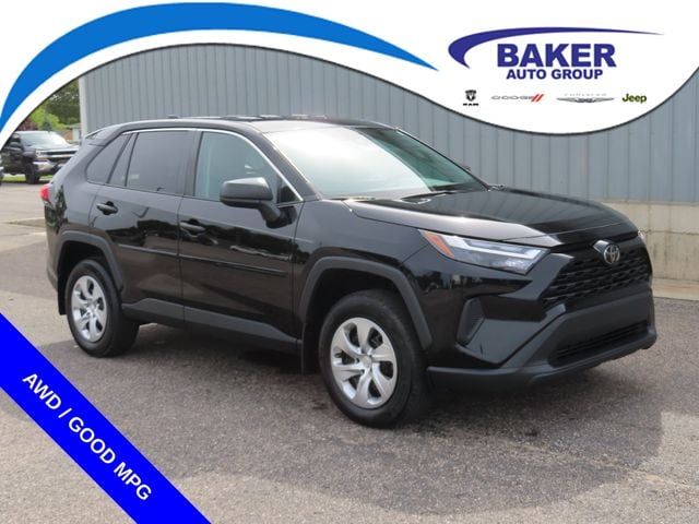 2023 Toyota RAV4 LE